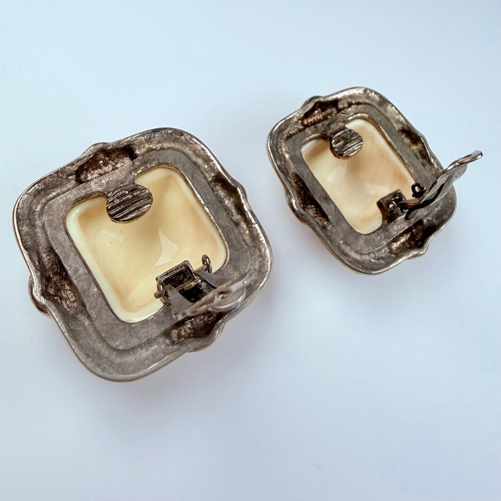 Givenchy BIG Silver Marble Cabochon Haute Couture Runway Earrings Vintage 1980's - Picture 6 of 8